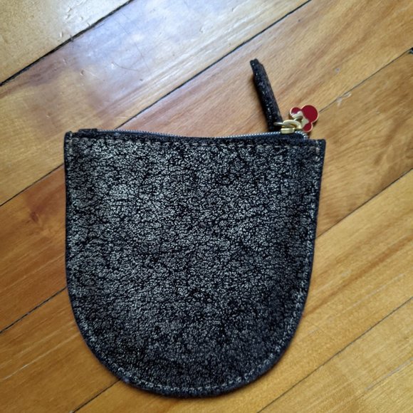 Sephora Exclusive Minnie Mouse Compact Mirror - Picture 3 of 3